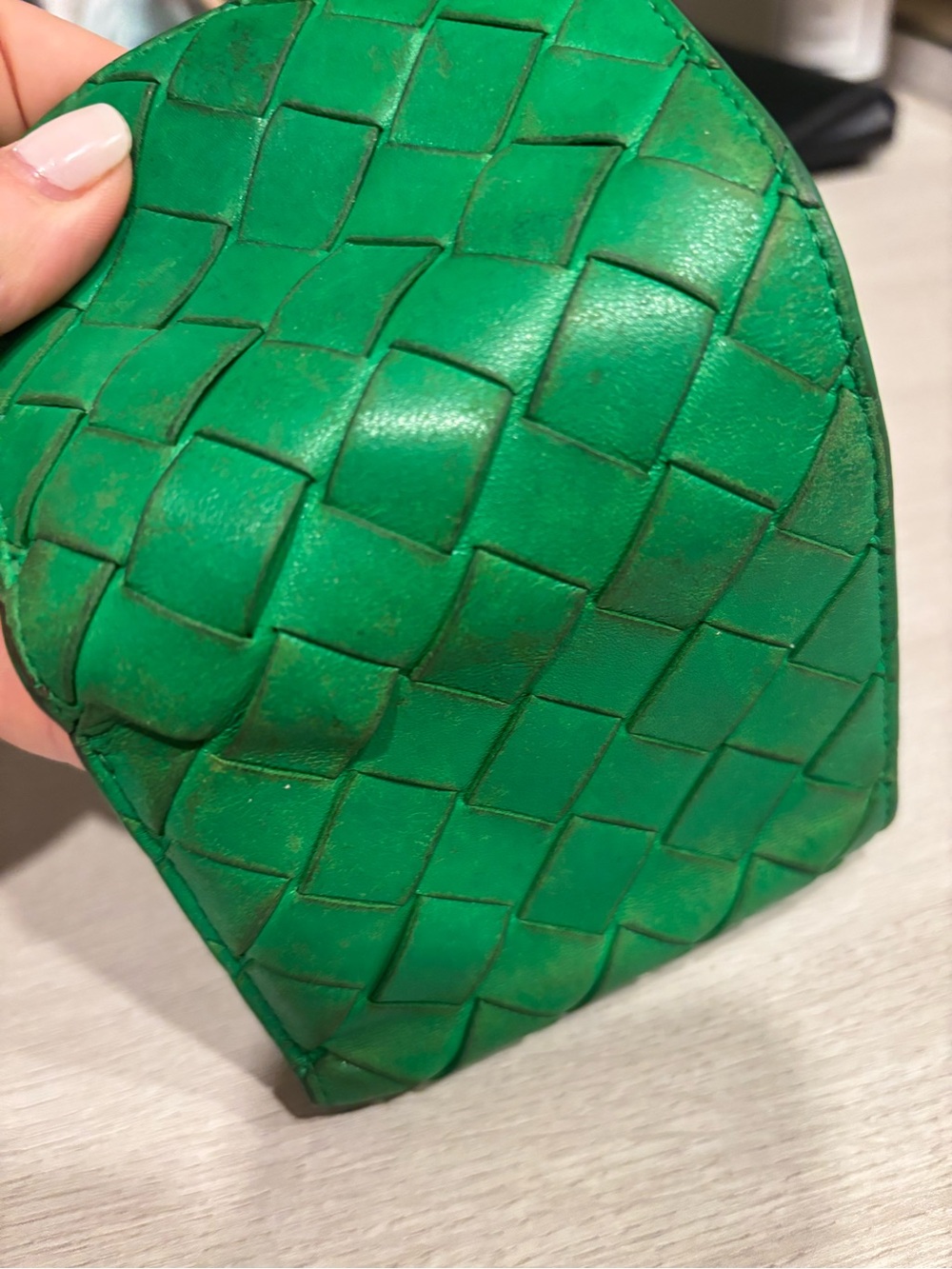 Bottega Veneta Green Intrecciato Leather Bifold Wallet - Picture 7 of 7
